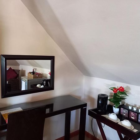 Mandalay Beach Guest House Bloubergstrand Extérieur photo