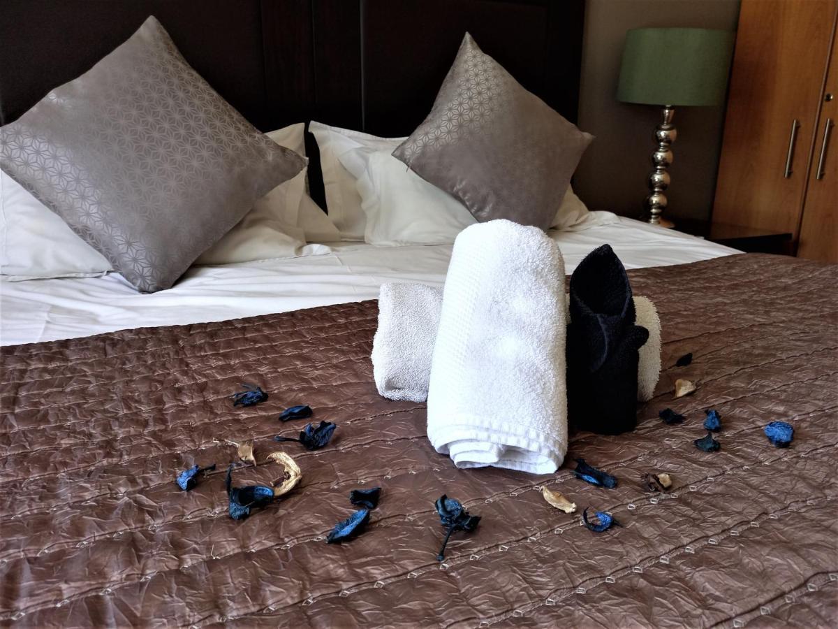 Mandalay Beach Guest House Bloubergstrand Extérieur photo