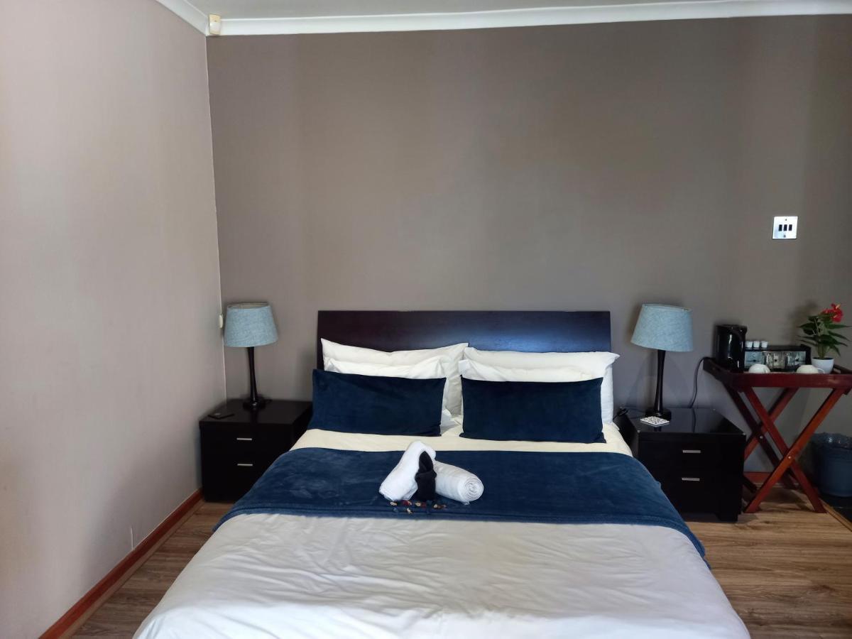 Mandalay Beach Guest House Bloubergstrand Extérieur photo